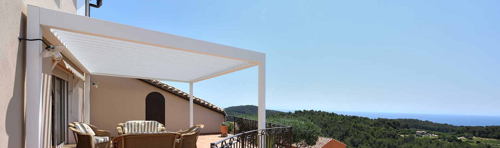 motorised-pergolas-banner